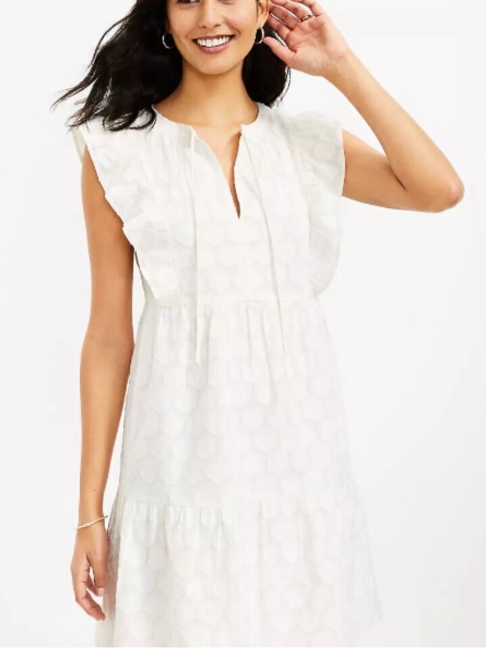 🩷 M Loft EUC Cream Flutter Sleeve Eyelet Tiered Dress w/ metallic gold thread 🩷